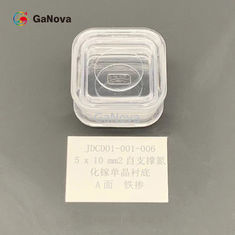 Ein-Gesicht 5*10mm2 UNO-lackierte Si-artigen freistehenden GaN Single Crystal Substrate Resistivity &gt; 10 ⁶ Ω·Cm Rf-Gerät-Oblate