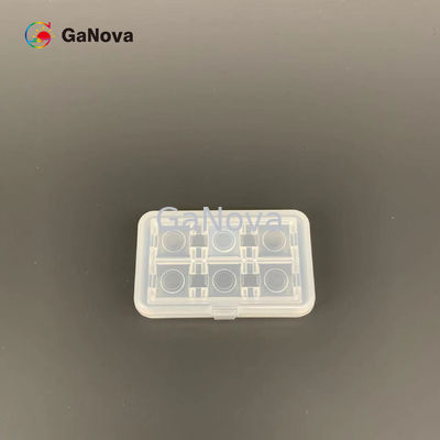 Fläche 10*10.5mm2 GaN Single Crystal Substrate C (0001) weg vom Winkel in Richtung zur M-Achse 0,35 ±0.15°