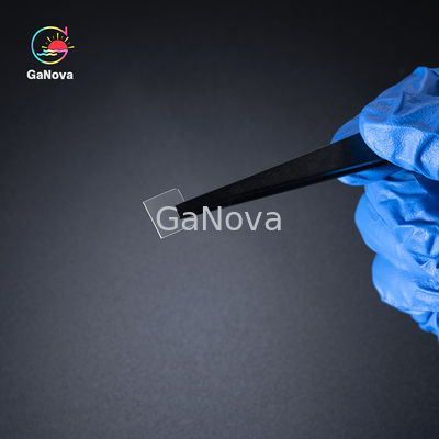 JDCD04-001-003 10x10mm2 100 ((Aus 6°) Fe Doped frei stehend Ga2O3 Einkristall Substrat Produktqualität Einfachpolieren